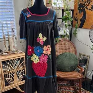Vintage Go Softly Patio Charcoal Strawberry Butterfly Boho Floral House Dress